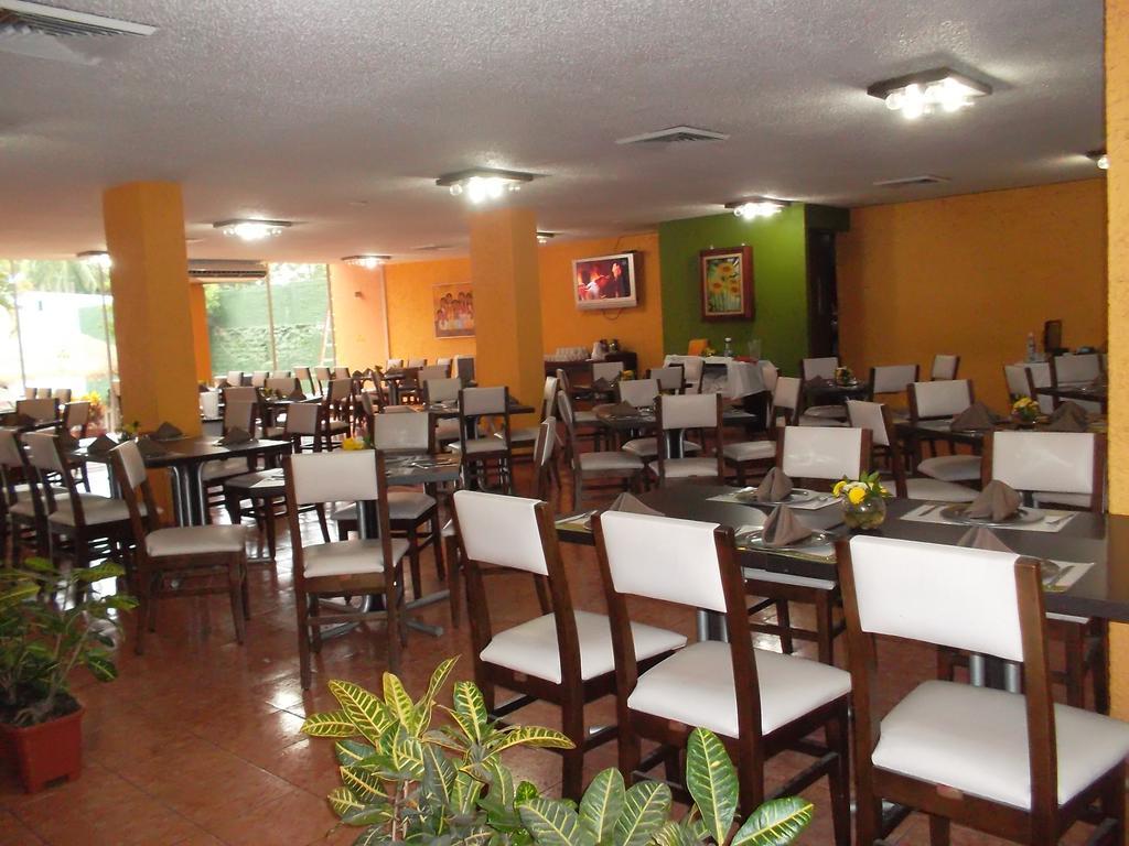 Hotel De Cuautla Cuautla  Екстер'єр фото